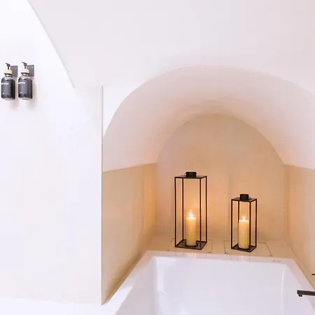 Apartment Luxurious With Jacuzzi In Casa Pilatos